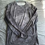 Real tree Long Sleeve Photo 0