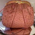 Judith Leiber 1986  ostrich shoulder/clutch pink gold Photo 0