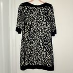 Lily Abstract Print Quarter Sleeve Shift Dress Size Large Black Photo 1