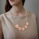 Elegant Pastel Pink Floral Blossom Crystal Statement Necklace silver Adjustable Photo 2
