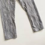 Lululemon wunder under crop III /Luon Arrow Jacquard Battleship Silver Spoon Photo 5