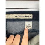 DKNY Women’s Size 4 Dark Wash Blue Skinny Jeans Photo 3