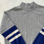 Velvet by Graham and Spencer 100% Cashmere Gray Blue Stripe Sleeve Sweater M Size M Photo 2