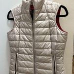 Barbour Cream Quilted Vest for Casual Wear Photo 0