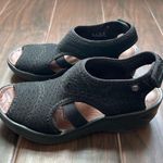 Bzees  Womens Dream Wedge Sandals Shoes Black Adjustable Ankle Strap Size 8 Photo 0