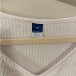 Old Navy  White Long Sleeve Women's Tee Photo 3