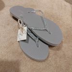 Old Navy size 11 NWOT Grey Gray Flip Flops Sparkle Summertime Cute Wedding Photo 8