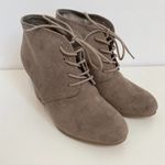 Arizona Jeans  Lacie Ankle Bootie Wedges Size 7 Taupe Photo 76