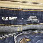 Old Navy  Rockstar Super Skinny High Rise Women’s Size 14 Medium Wash 28” Inseam Photo 2