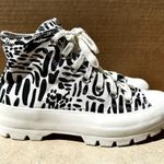 Converse  Platform Sneaker Chuck Taylor All Star Lugged High Top Black 7 Photo 2