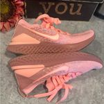Nike Epic React Flyknit Women's Running Shoes Size 6.5 Pink Tint Photo 6