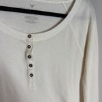 American Eagle  white Waffle henley top crochet sleeves Photo 1
