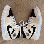 Nike  Air Jordan Mid Women’s Photo 3