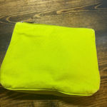 Spartina 449  Lime Green Wild And Free Cosmetic Bag Photo 1