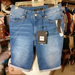 Tahari  RAYON DENIM MID-RISE BERMUDA ROLL CUFF 6/28 MIA short new with tag Photo 0