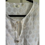 Dylan  100% Cotton peasant blouse white w/gold metalic M Photo 1