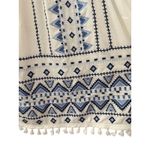 Skies Are Blue Nutria Embroidered Sleeveless Top White & Blue Size Large Photo 2