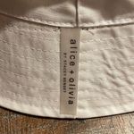 Alice + Olivia X FABFITFUN Reversible Bucket Hat, NWOT Photo 2