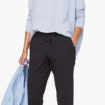 Lululemon On the Fly 7/8 Pant, Black | Size 4 Photo 0