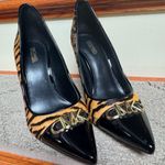 Michael Kors Parker Tiger Pumps Print Photo 0