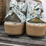 Juicy Couture  Blue & Tan Print Fabric Platform Wedge espadrille Sandal Shoes 7.5 Photo 2