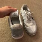 Nike Women’s Tennis Shoes Photo 2