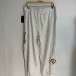 No Boundaries Women’s Relaxed Sweat Pants NWT Photo 2