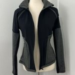 Athleta XS Black, Gray Jump Step Convertible Hooded Jacket Photo 11