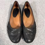 Earthies Vanya Women's Black Leather Slip Ons Size 9B Casual Flats Photo 5