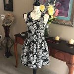 S.O.R.A.D By A Small A Line Floral Dress White Black Photo 4
