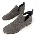 Dr. Scholls Dr. Scholl’s Gray Faux Suede Ankle Boots Booties Cutout Perforated Size 8M Photo 0