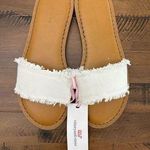 Vineyard Vines NWT Fray Edge Canvas Slide Marshmallow Color Size 9 Photo 0