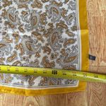 NWT Vanlinker women’s 27.5 inches silky headscarf yellow bird check paisley Photo 2