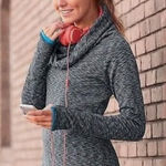 Athleta Top Womens Large Grey Space Dye Tranquillity Cowl Neck Pullover Photo 0