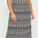 Catherines  Size 2X Crochet with Studded Neckline Maxi Dress Photo 0
