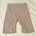 Zenana Outfitters Off-white Biker Shorts Photo 0