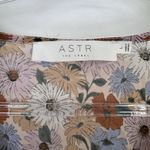 ASTR the Label Taupe Multi Floral Dress Womens Large Boho Hippie Country Ruffle Photo 3