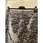 Lee  Skort w/Inner Shorts Women's 16 / M Gray Camo Stretch Regular Fit Mid Rise Photo 13