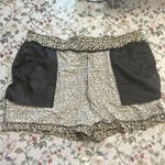 Banana Republic  high rise drapey paperbag floral pull on shorts size XL Photo 5