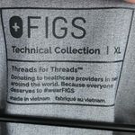 FIGS Women's Catarina One Pocket V-neck Scrub Top Graphite Grey Size XL Nursing Photo 4