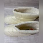 Lands' End 🆕  WOMENS 10 ✨ Cream Winter Boots NWT Photo 2