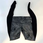 Alo Yoga  Goddess Scrunched Leggings Marble Black XXS‎ Photo 3