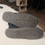 BEARPAW Women’s Size 9 Black Abby Suede Ankle Boots Photo 7