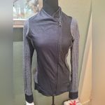 Lululemon Jacket Photo 11