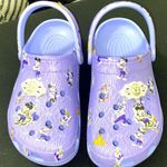 NWOT DISNEY 100th ANNIVERSARY CROCS WO SIZE 10 LAVENDER W/ DISNEY CHARACTERS Purple Photo 0