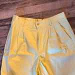 Liz Claiborne  Light Yellow High Waist Shorts / DG118 Photo 1