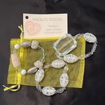 NWTâAngelas Designs set of 3 stretchy bracelets w/clear white silverâtanâbeads Photo 1
