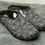 Western Chief Women’s Bandana Paisley Rubber Waterproof Clogs Size 10 Photo 0