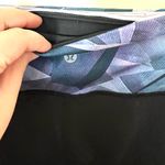 Lululemon  Var-City Crop Black /‎ Pretty Prism Multi Photo 11