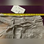 SARA SMAILE BELTED BERMUDA SHORTS KHAKI MADE IN KOREA Tan Photo 7